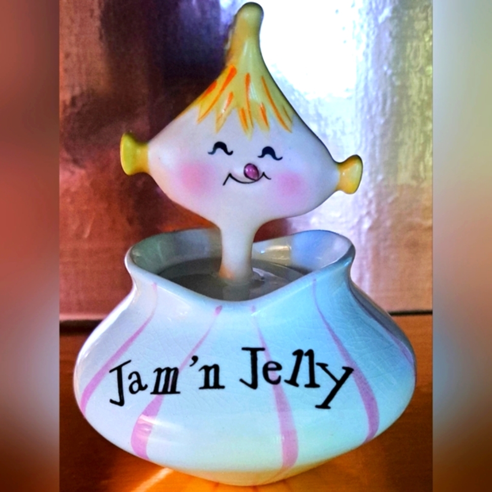 Holt Howard Ceramic Jar